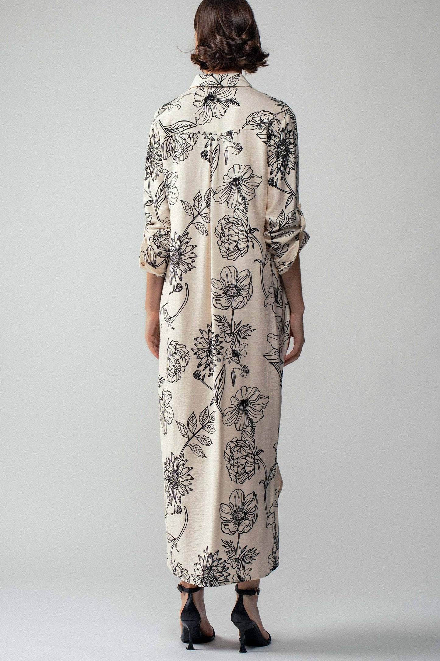 Relaxed Collared Button-Down Maxi Summer Dress: BLACK / S-2/M-2/L-2