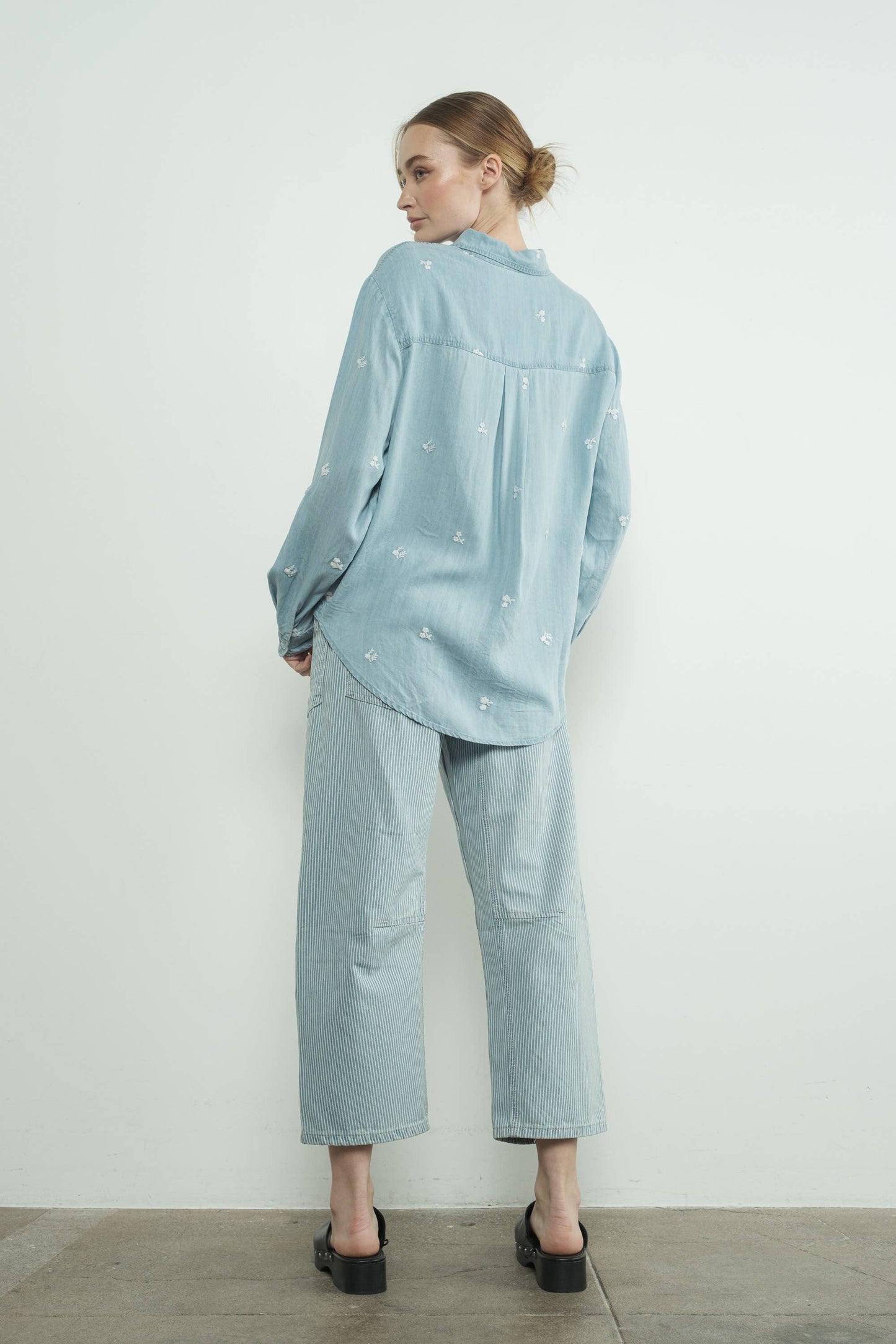 MAP3083 BARREL DENIM PANTS WITH EYELET WAIST: STRIPE DENIM / L