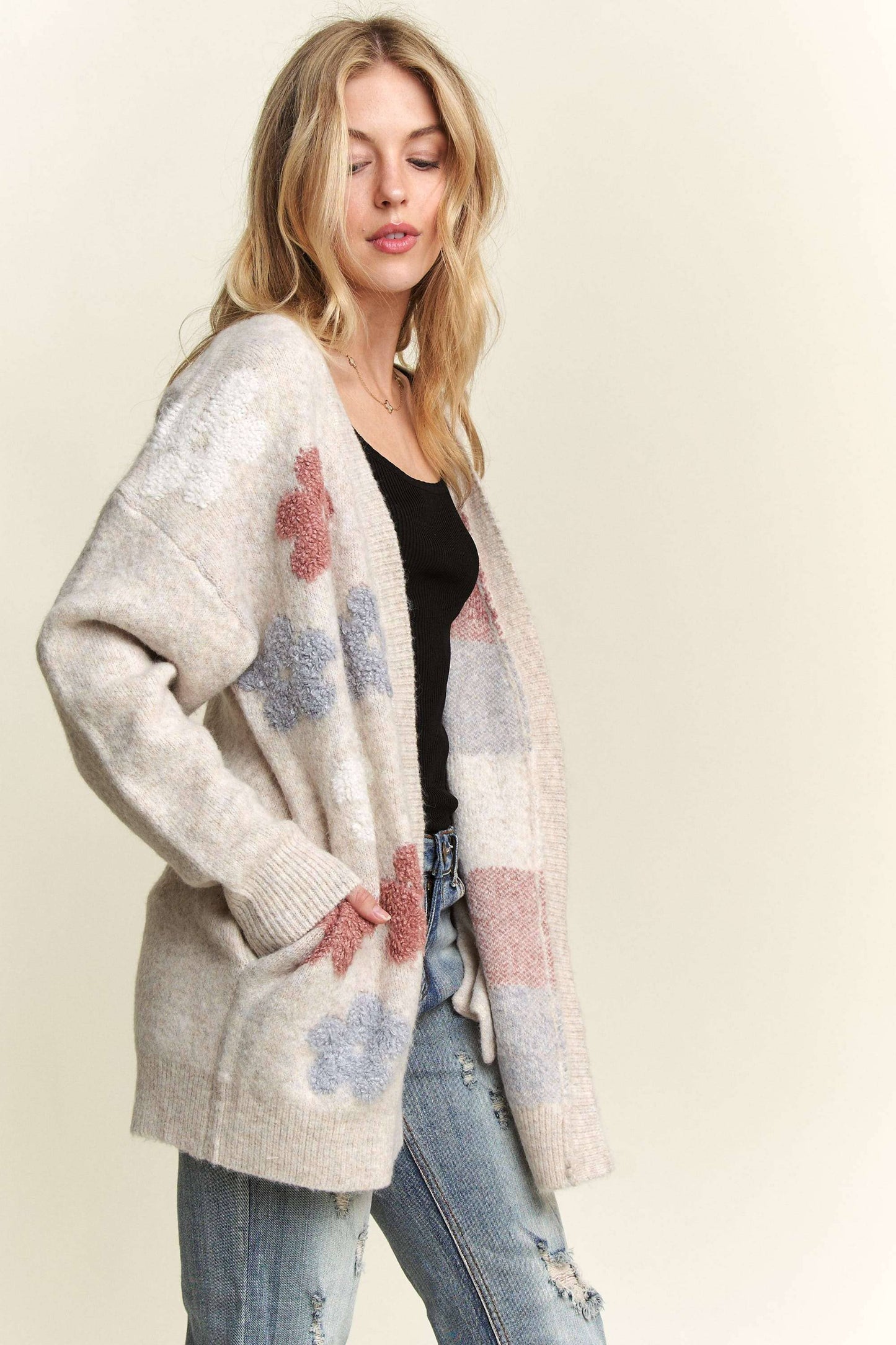 CESW3579X - PLUS PUFF FLOWER TWO TONE CARDIGAN: BEIGE / 3XL