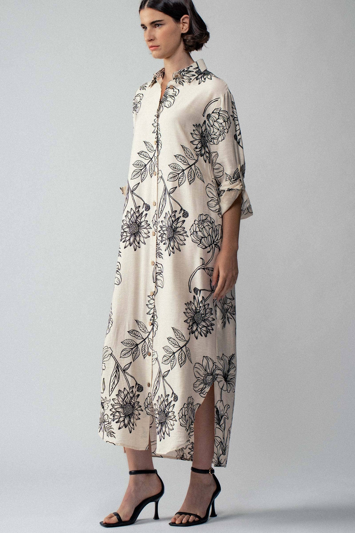 Relaxed Collared Button-Down Maxi Summer Dress: BLACK / S-2/M-2/L-2