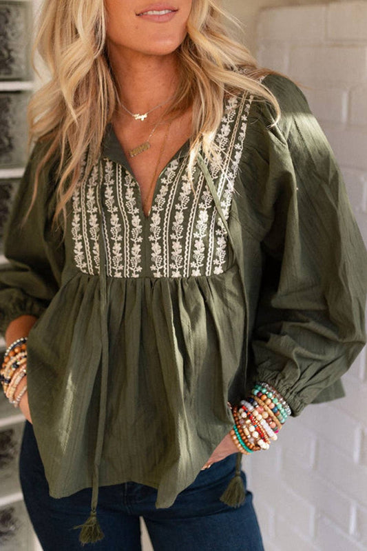 Embroidered Split Neck Pleated Loose Blouse: Green / L