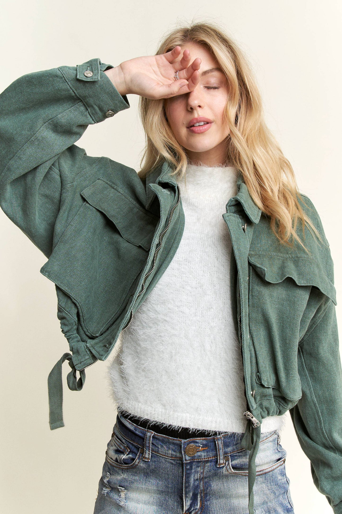 CEJ3653 - DRAWSTRING WAIST WASHED DENIM JACKET: FOREST GREEN / M