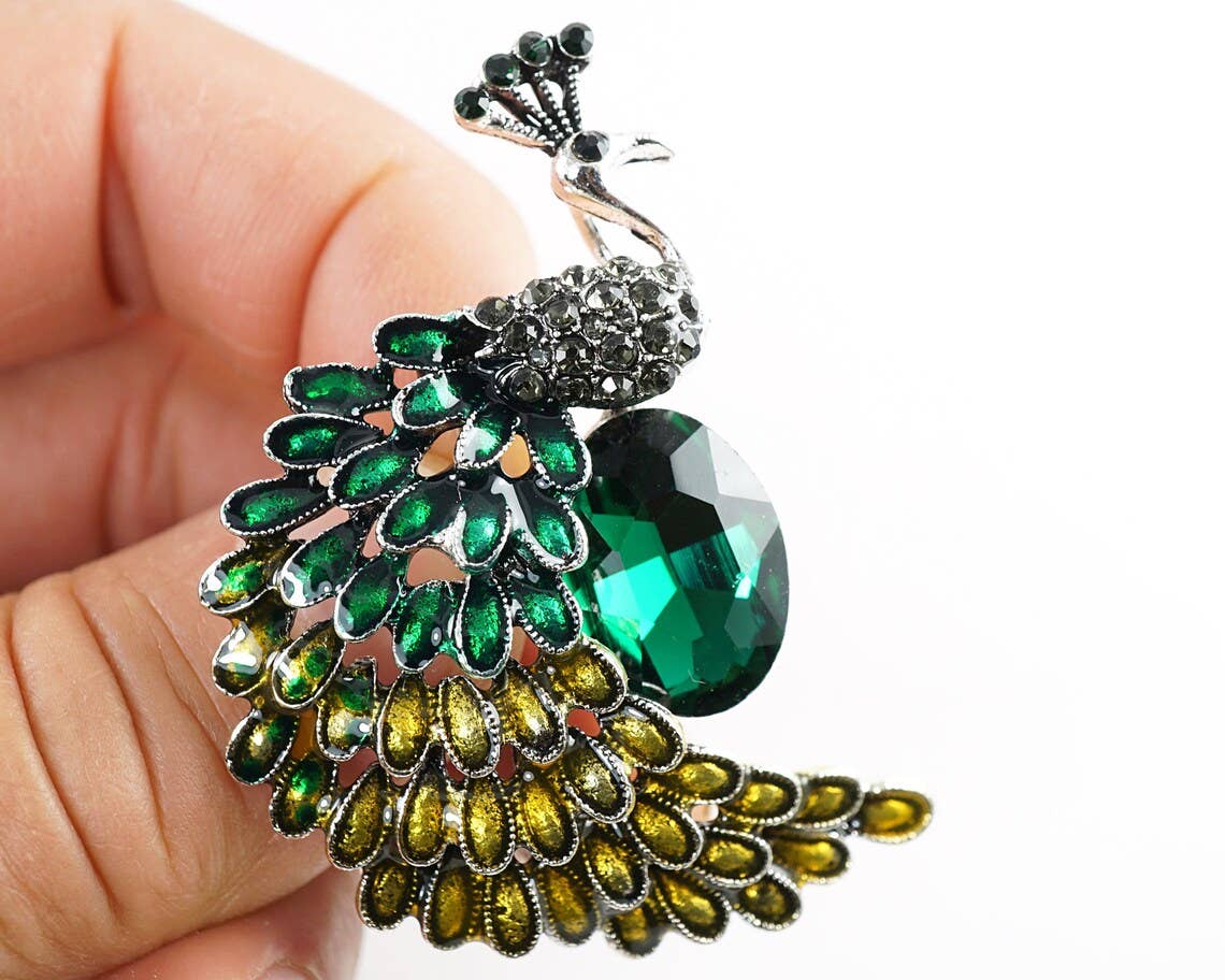 Elegant Crystal Peacock Brooch – Green & Gold Statement Pin