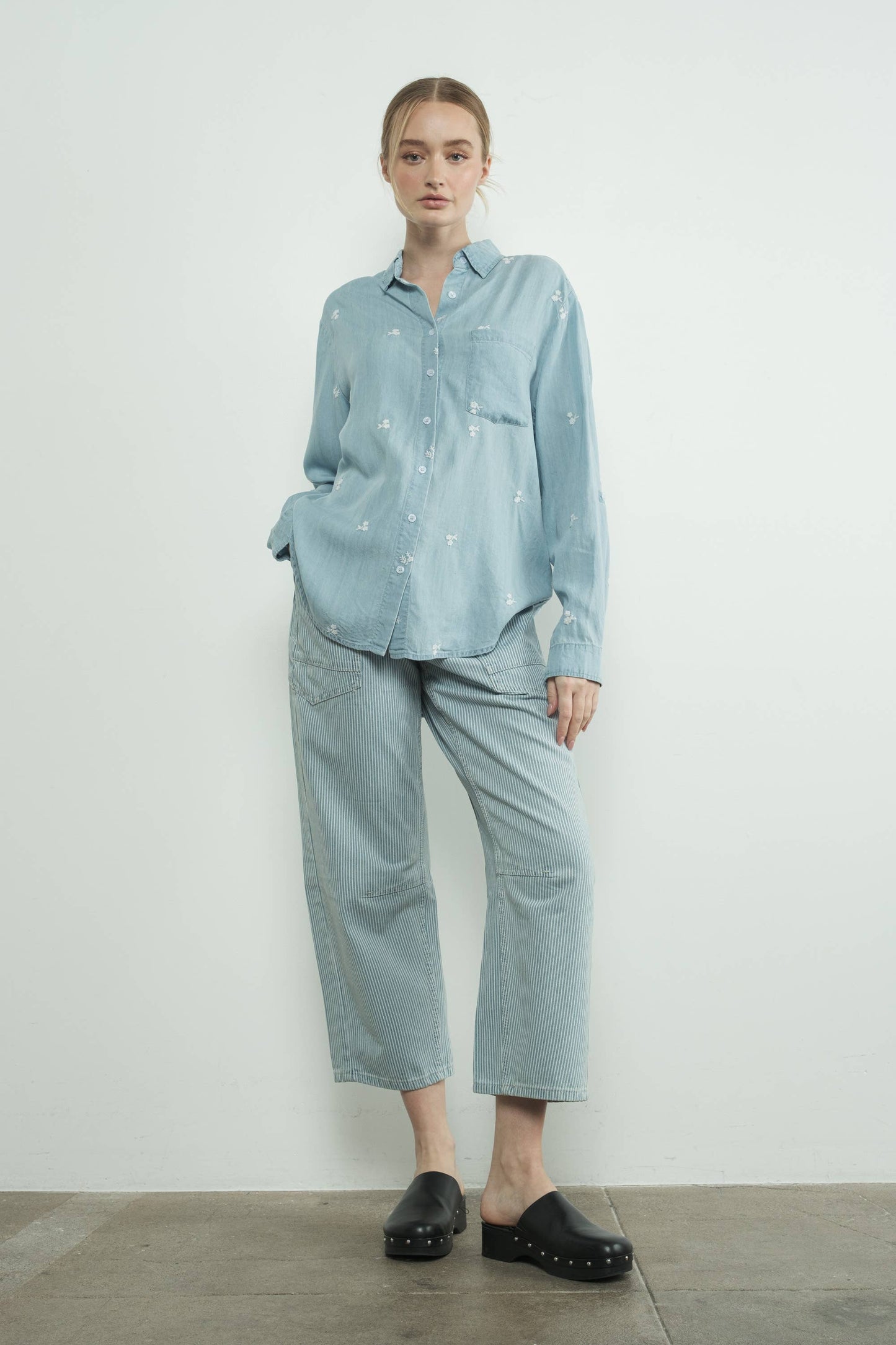 MAP3083 BARREL DENIM PANTS WITH EYELET WAIST: STRIPE DENIM / L