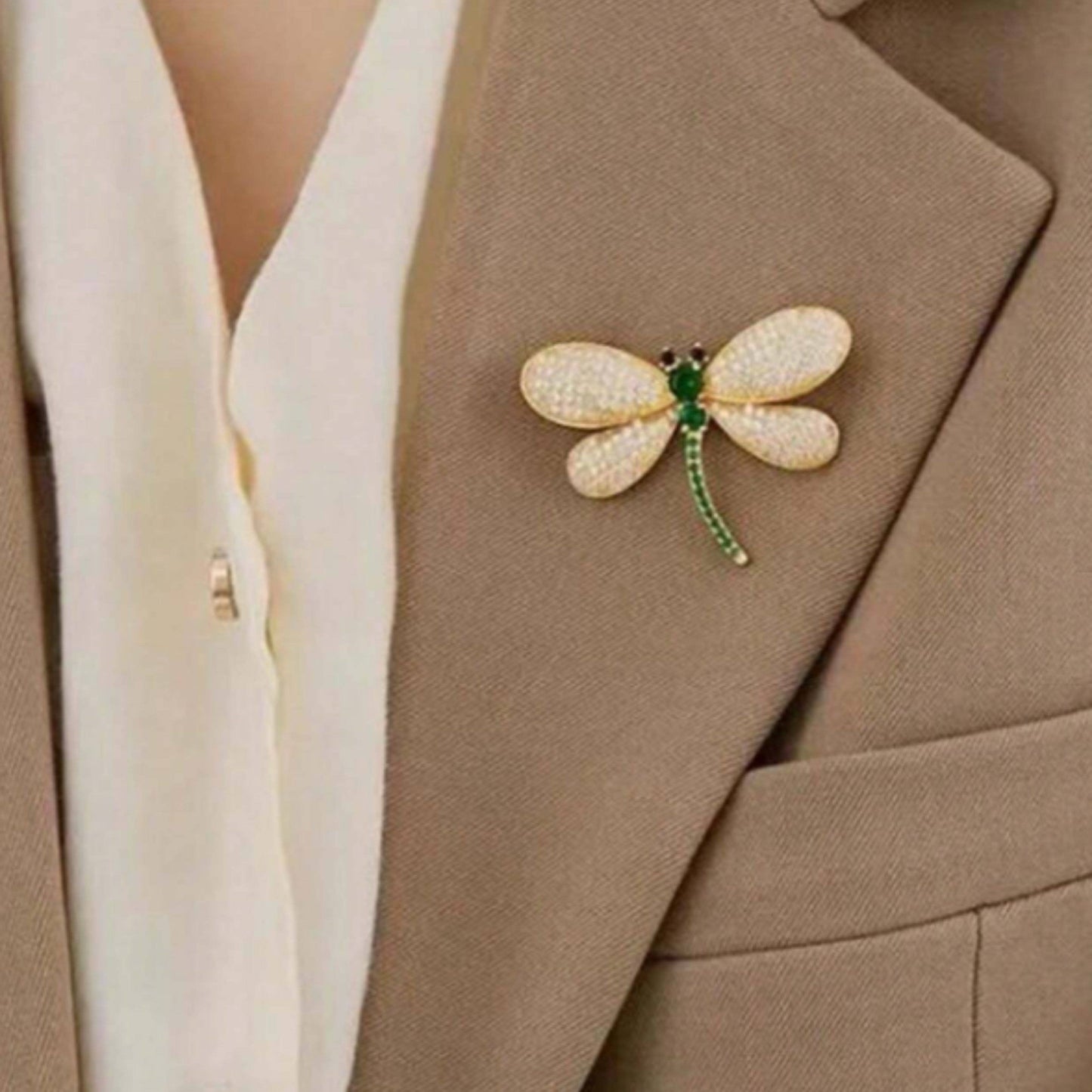 Green Enchanted Dragonfly Brooch, Classic Art Deco Era