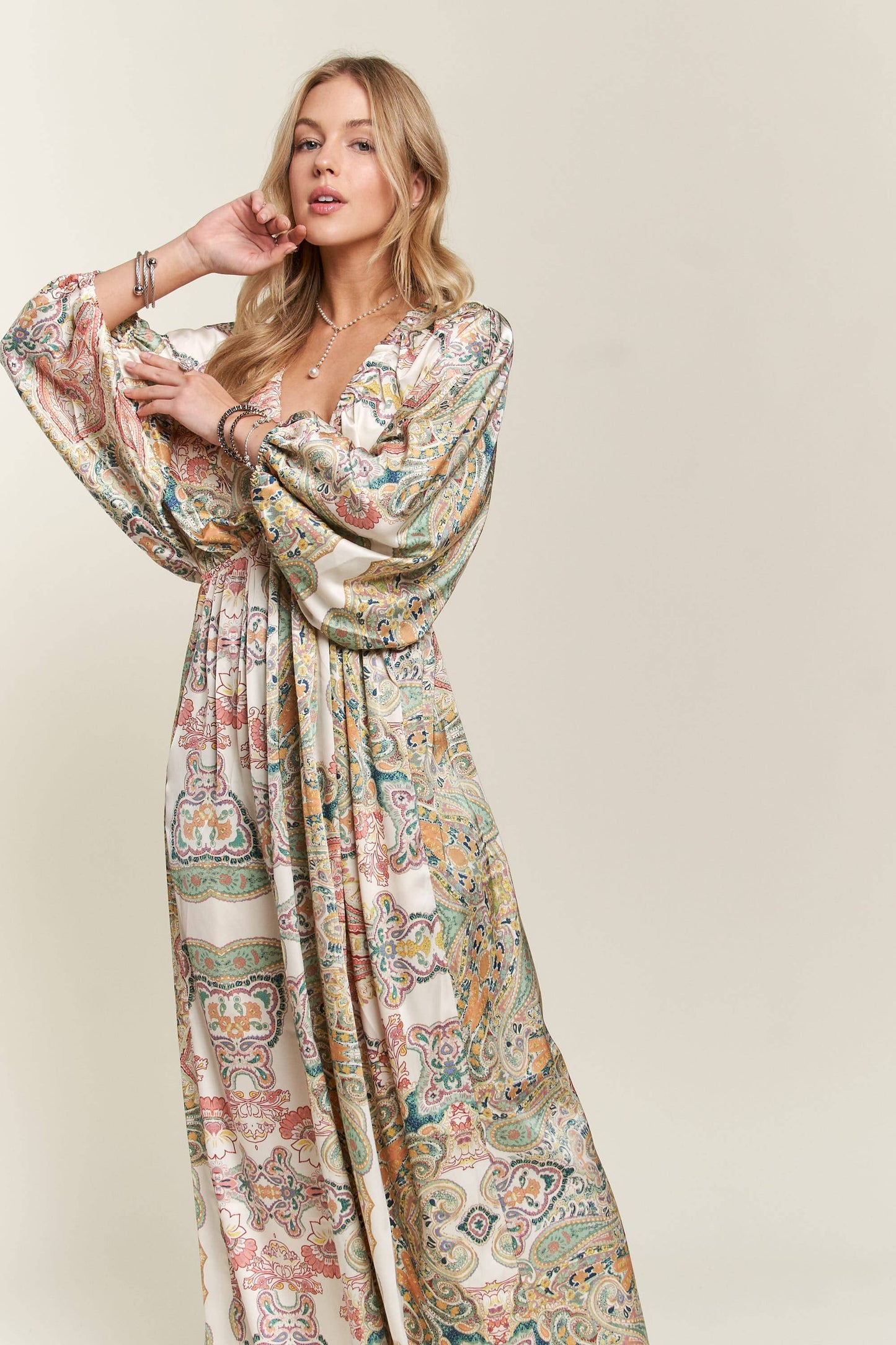 CED3540WN - BATWING SLEEVE BOHO PAISLEY DRESS: OLIVE / M