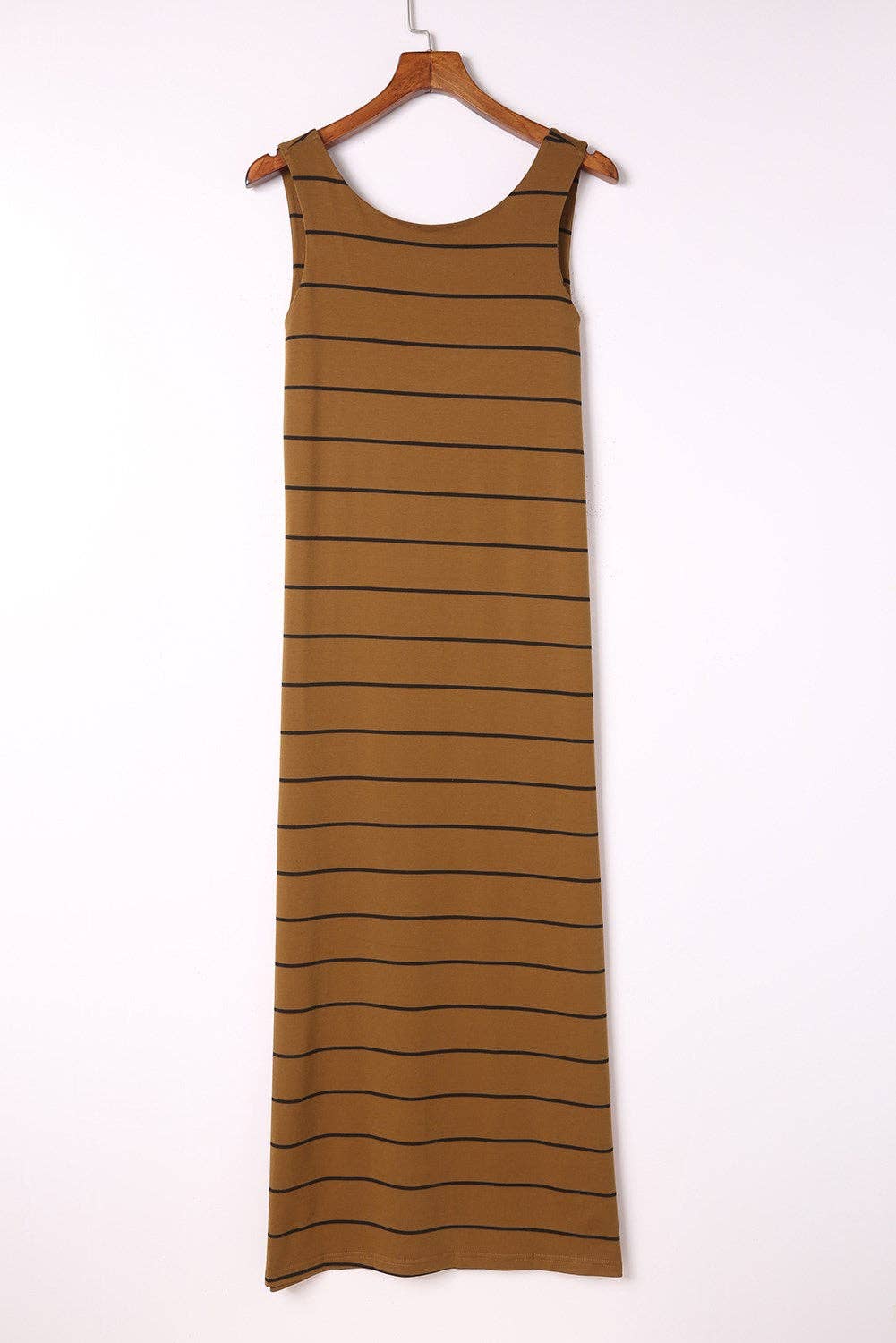 Sleeveless Striped Maxi Dress: L / Black