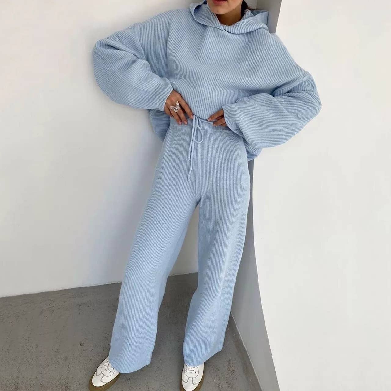 Hoodie Sweater and Pants Set Blue L/XL